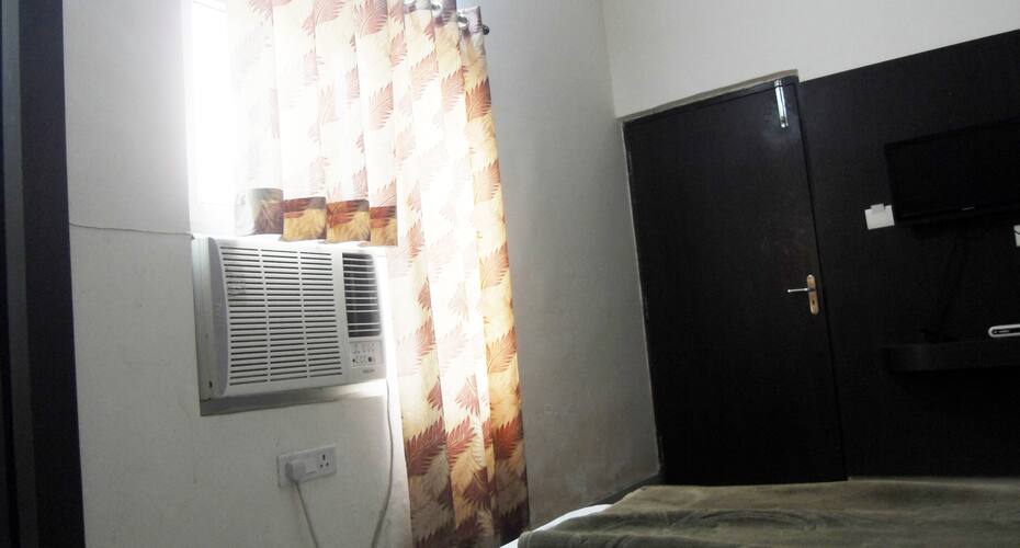 Hotel Shantila Inn, Allahabad 5